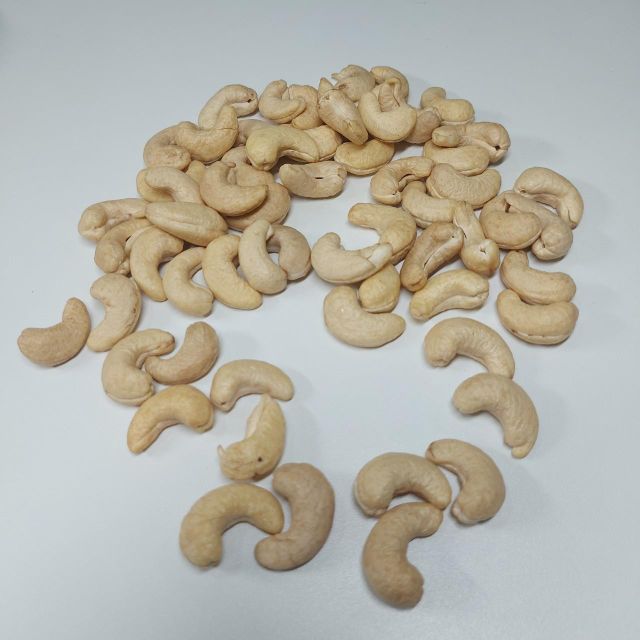 Good price Roasted cashew W180 W240 W320 Raw cashew kernel Salted cashew nuts Nuts - Image 6