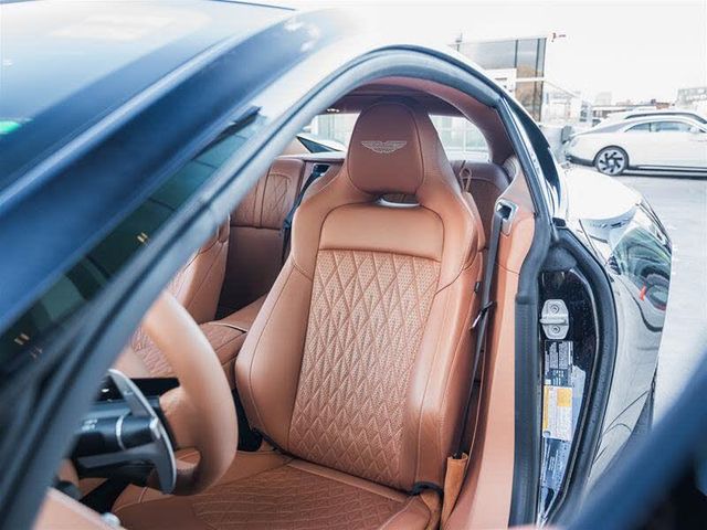 Hot Selling Used 2025 Aston Martin DB12 V8 Coupe RWD - Image 4