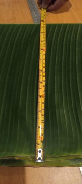 Fresh Banana Leaves - Image 4
