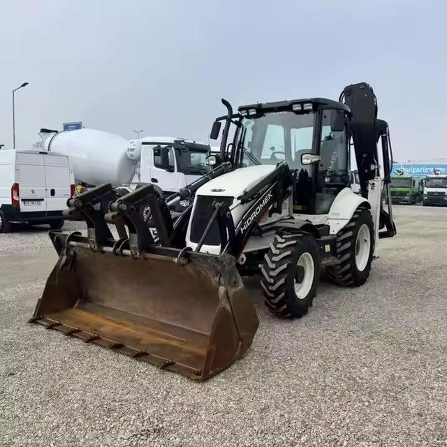 Hidromek HMK Wheel Backhoe Loader – Heavy-Duty Construction Equipment for Excavation, Loading, and Earthmoving - Image 3