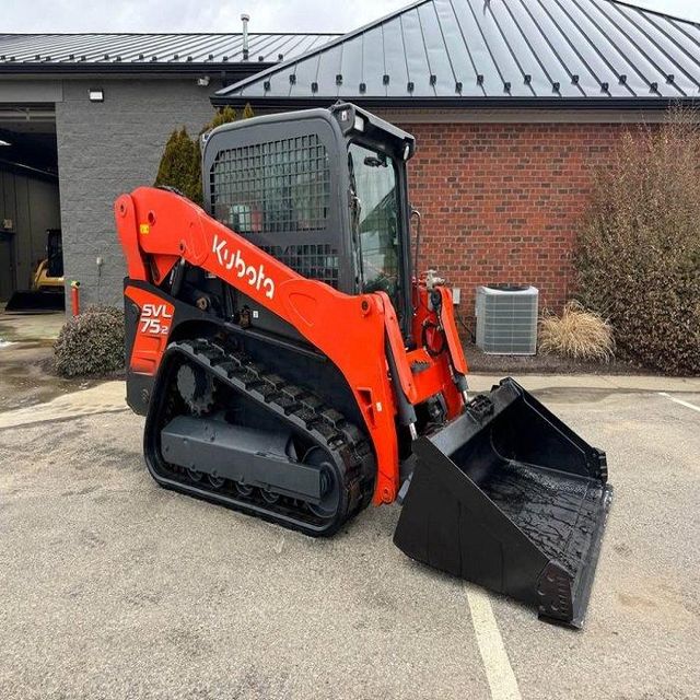 High Performance Skid Steer Loaders With Advanced Controls And Superior Lifting Capacity - Image 3