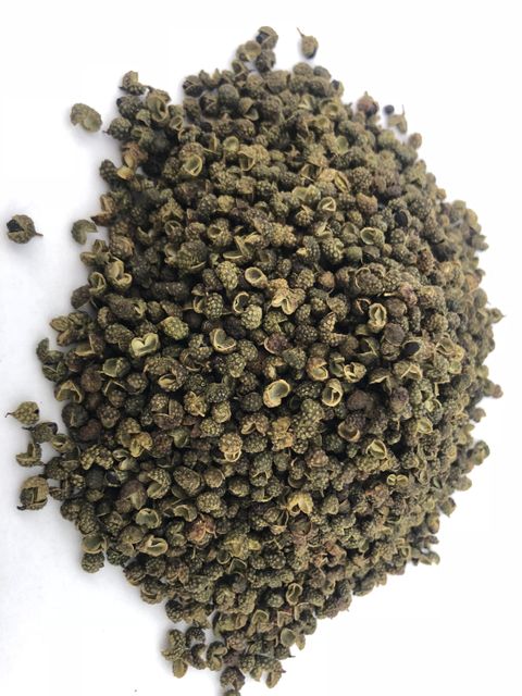 Wholesale Green Hemp Spices in Whole Form Sichuan Chongqing Dried Ad-Hoc Herb Pepper Spicy Hot Pot Seasoning Raw Chilli - Image 3