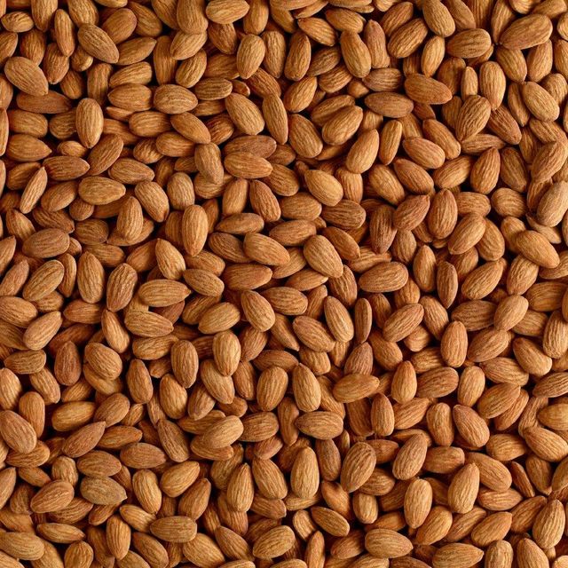 Natural Dried Almonds with rich taste Fresh Almonds ideal for retail and bulk purchase with fast delivery - Image 3