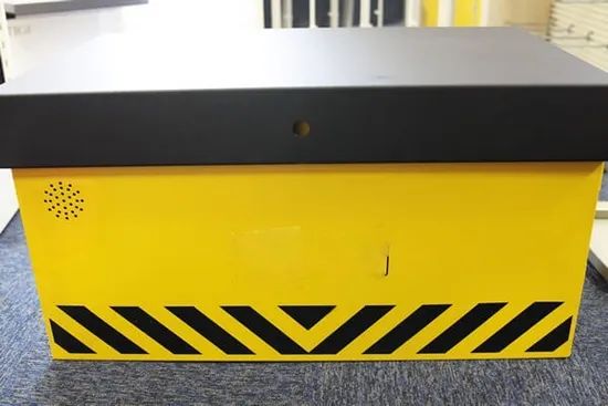 Storage Boxes & Secure Metal Cabinets Tool Chests Enclosure Wheeled No Material Iron Trademark DINGLING Model NO. - Image 3