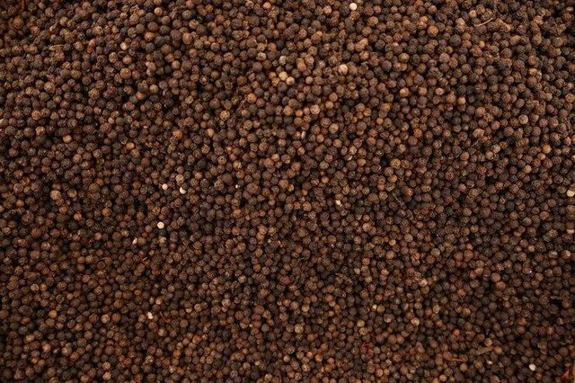 Black Pepper – Premium Grade (Whole & Ground Available) – product photo 4, product detail gallery