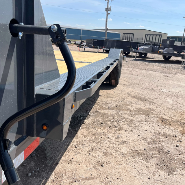 Flat Pack Containers / 8.5×30 24k Load Trail Flatbed Trailer - Image 5