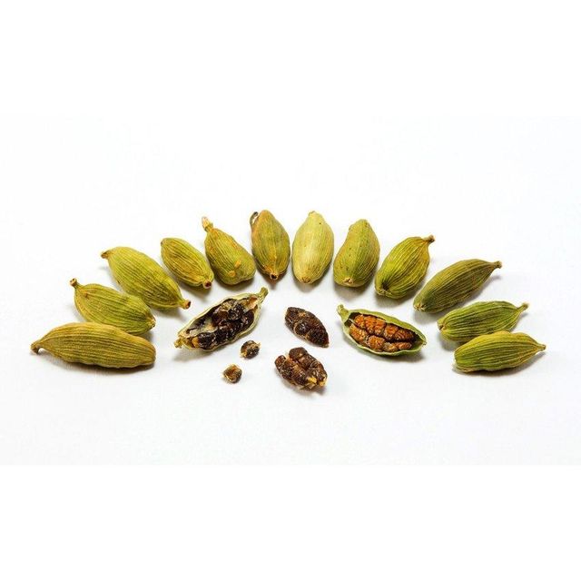 buy premium green elaichi cardamom pods online fresh spice for chai tea desserts sweets baking and traditional cooking recipesbuy best green cardamom elaichi pods online premium spice for tea desserts cooking and herbal uses with authentic taste and freshness - Image 3