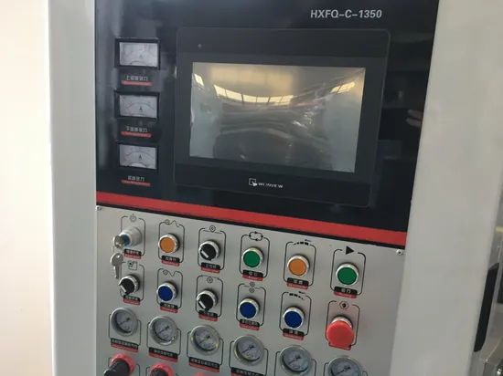 Medium Speed Computer Control Plastic Film Slitting Machine Origin Ruian Weight 2800kg Total Power 5.5kw Packaging Cartons - Image 2