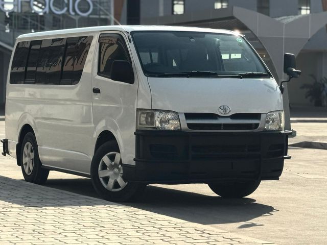 Comfortable Toyota Hiace Well Maintained Inside And Out Excellent Condition Smooth Performance Best Budget Price - Image 2