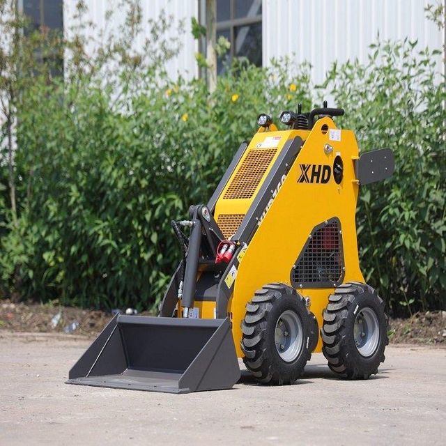 Mini Skid Steer Loader Compact Utility Machine With Hydraulic Attachments For Landscaping Construction - Image 3