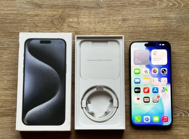 Mobile Phone & Accessories - Image 2