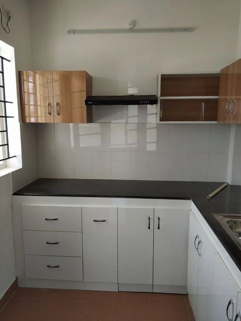 Modular Kitchen Service Colour Brown Material Wooden Appearance Modern Finish Type Lacquer Pattern Design Plain Kitchen Shape - Image 3