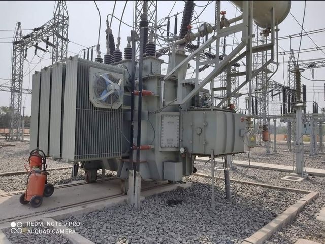 Distribution Transformer, Operating Voltage: 11 kV Phase 3 - Phase AMC Available Yes Insulation Class A Winding Turns - Image 1