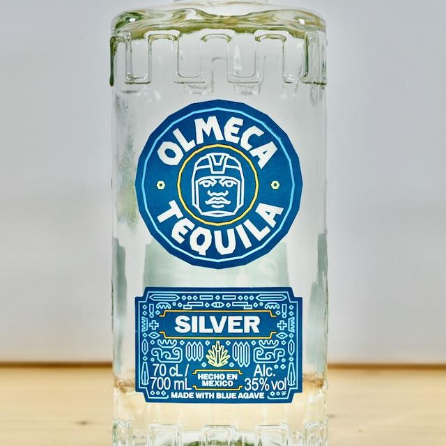 Tequila Olmeca Silver 35% 70 cl Color Silver Brand Name Olmeca Place of Origin - Image 2
