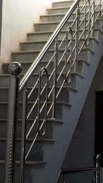 Balcony Stainless Steel Staircase Railing, For Home Design Bar Thickness 3 mm Durability High Position Balcony Material Grade SS - Image 8