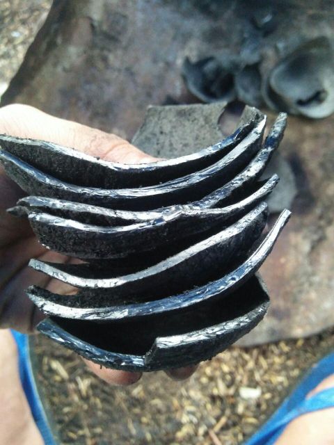 coconut shell charcoal - Image 1