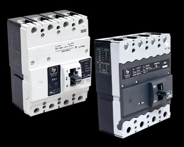 Air Circuit Breaker Acb Phase 3 Phase No.of Poles Four Pole Breaking Capacity 50 kA Model Name/Number Ultra Power - Image 4