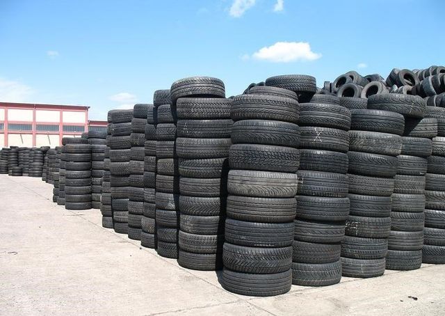 Best Grade Used Tires, Second Hand Tires, Used Car Tires in Bulk Performance Tyre - Image 4