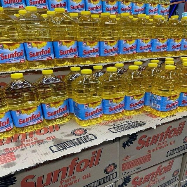 Fresh Natural Refined Sunflower Oil High Quality Refined Sunflower Oil Rich In Vitamins Minerals And High Healthy Fats High Quality Organic Refined Sunflower Seed Oil - Image 1