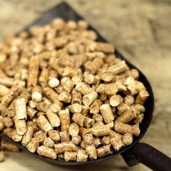Natural Hardwood Wood Pellets With Low Ash Content And High Combustion Power For Heating And Boilers - Image 4