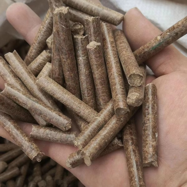 High Energy Wood Pellets Eco Friendly Wood Pellets With Low Ash Content For Biomass Boilers And Power Plants - Image 3