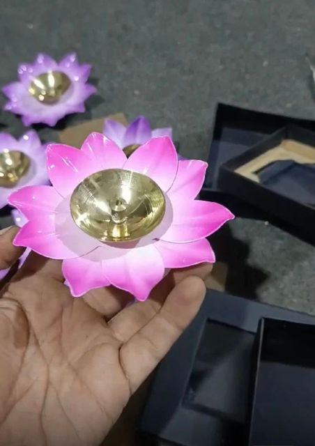 Lotus Flower Diya Type Box Weight 4" Design Round Material Brass Features Box 4" Occasion Diwali Lighting Type Oil Packaging Type - Image 1