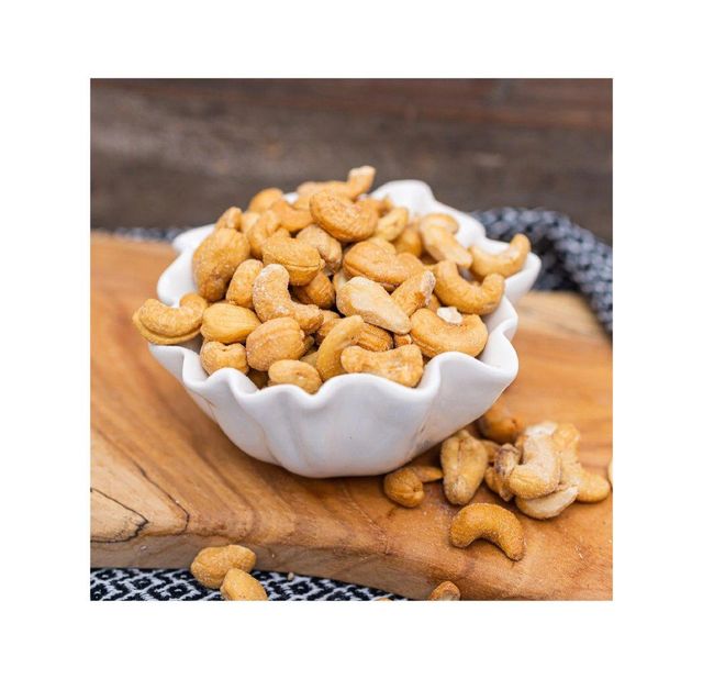 Salted Roasted Cashew Nuts bulk supply wholesale price premium grade fast delivery - Image 1