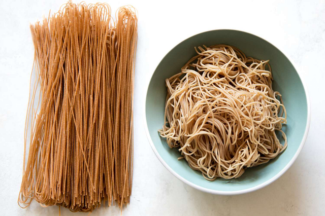 Best selling 100% Natural Dried Rice Noodles Non-GMO Vermicelli Bagged from Vietnam at a Cheap Price - Image 3