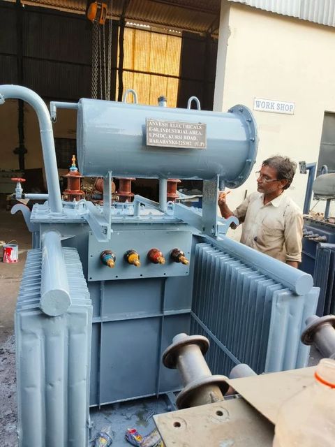 400KVA Three Phase Distribution Transformers Phase Three Phase Insulation Class A Power In KVA 400KVA Cooling Type Oil - Image 1