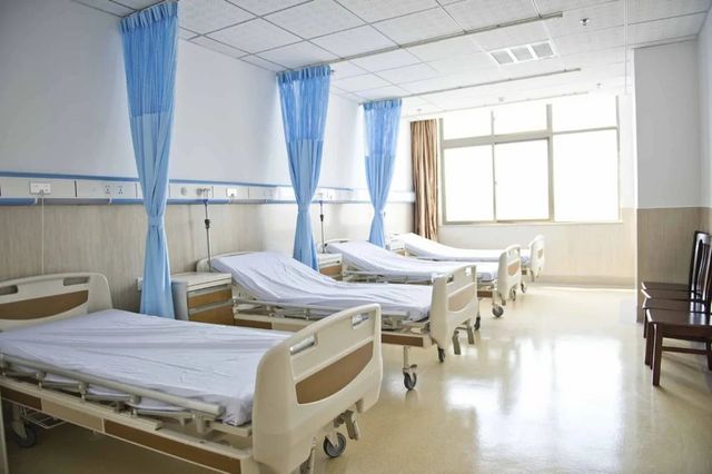 Hospital Interior Designers - Image 1