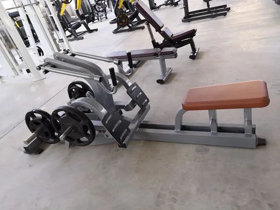 Commerical Fitness Equipment Compound Row Plate Loaded - Image 5