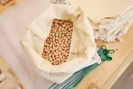 Raw Soybean/ Soya Bean Shelf Life 2 YEARS Place of Origin THAILAND Glycemic Index Low Glycemic Index Cholesterol free - Image 3