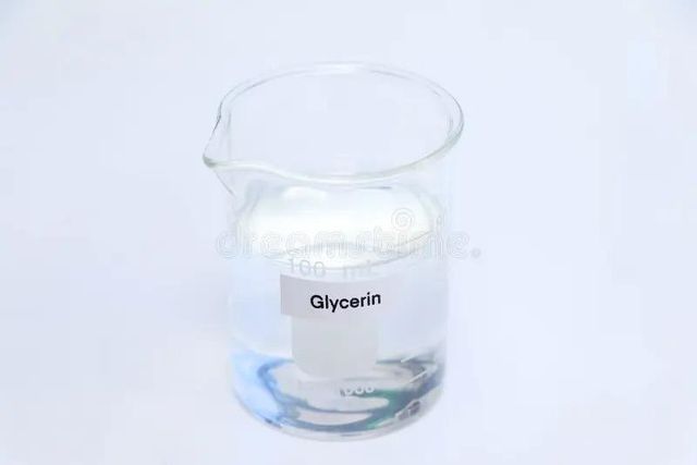 Superior quality refined glycerine for bulk international trade operations - Image 4