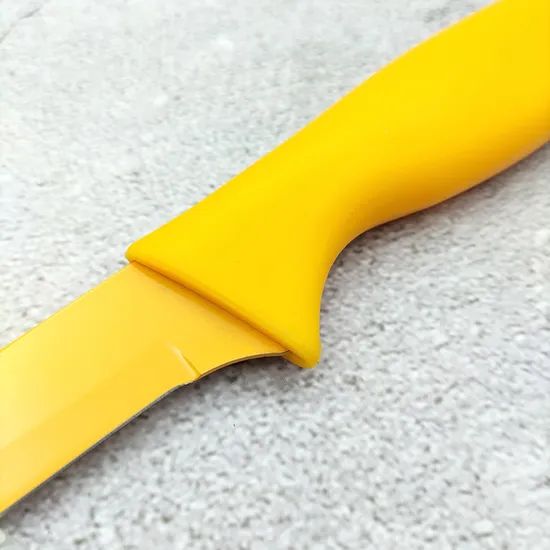 Yellow Color Non Stick Coating Utility Knife with Blade Guard - Image 5