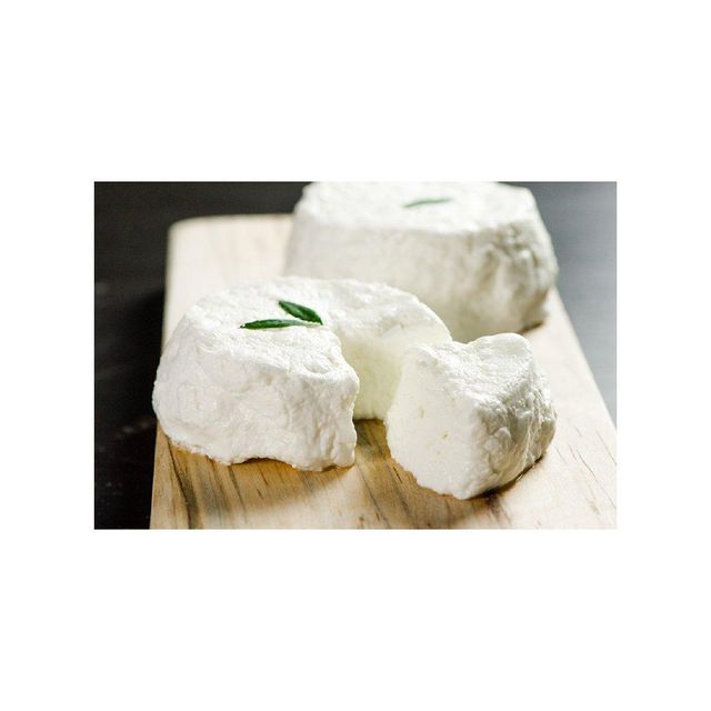Goat Cheese Premium Quality Bulk Supply for Wholesale - Image 3