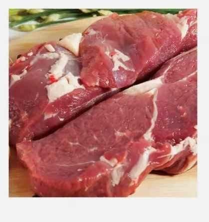 100% Bison Meat Grade A (Export Quality) Packaging Vacuum-sealed, cartons 10kg–25kg Type Frozen / Chilled Bison Meat - Image 1