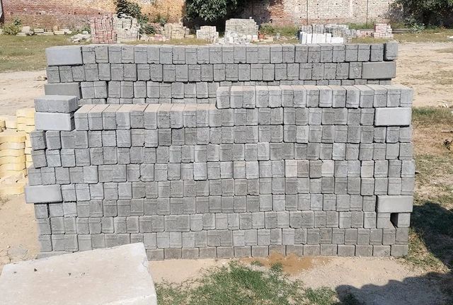 Precast Concrete Slabs Thickness 1 inch Shape Rectangular Country of Origin Made in India Size 1 feet by 6 feet or as - Image 5