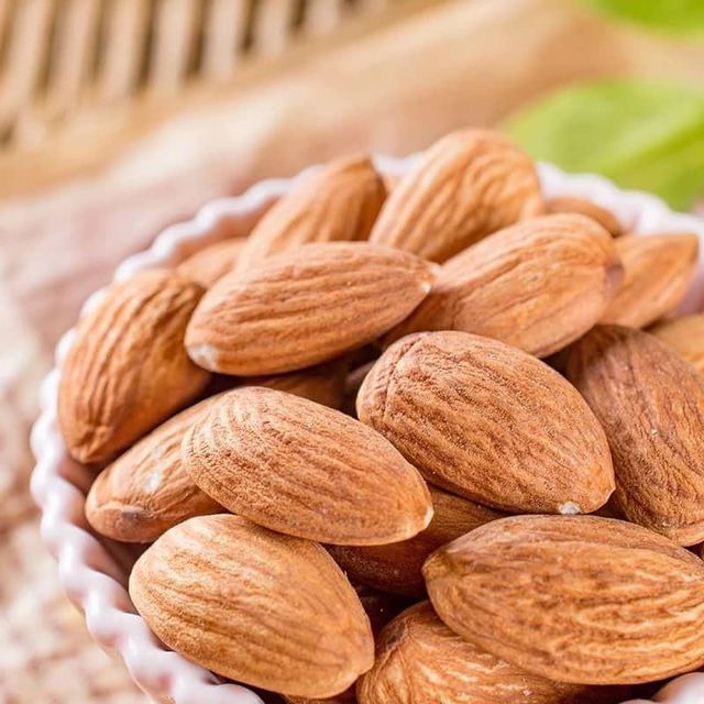 Factory Sells Fresh Healthy Large-Grain Almonds With a Strong Airtight Organic Almond Nuts Dried Raw Almond - Image 4