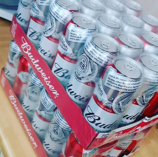 King of Beers Budweiser Lager Beer 24×330ml Cans Iconic American Lager For Sale - Image 2