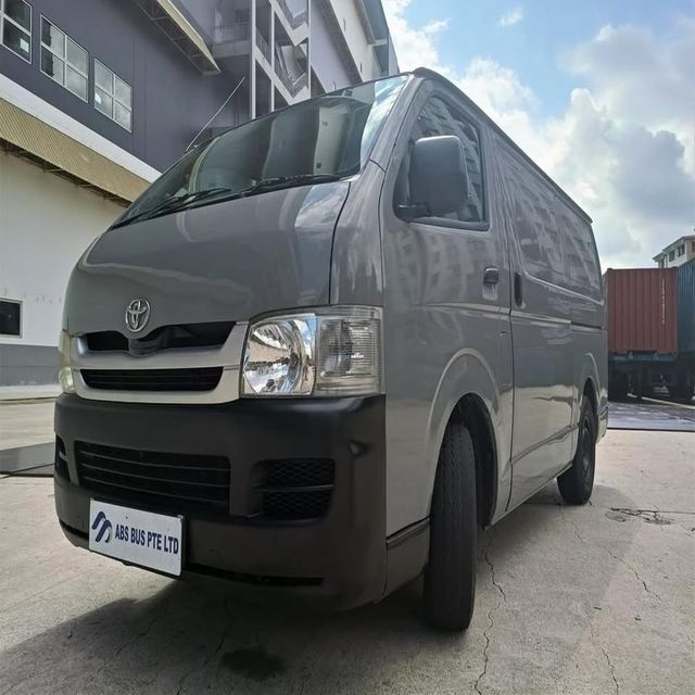 USED 2022 TOY OTA HAICE 4CYLINDERS 5.5L 41,465KM 18SEATER DIESEL AUTOMATIC TRANSMISSION - Image 5