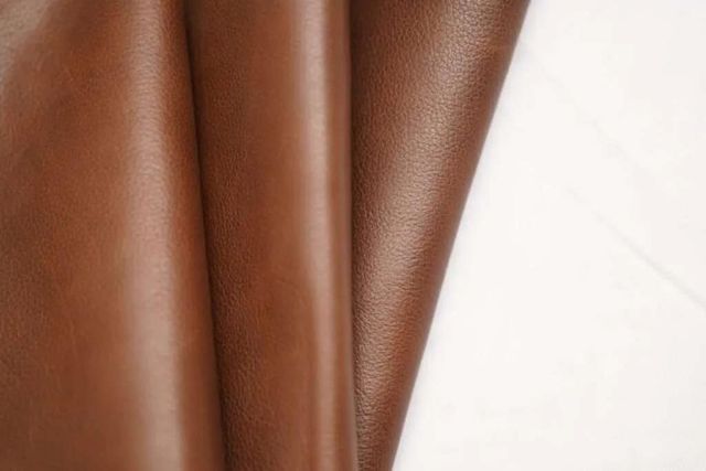 Leather Finish Type Full Aniline, Semi Aniline, Milled, Nappa, Glazed Kid Skin Finish Full Aniline, Semi Aniline, Milled, Nappa, Glazed Kid - Image 4
