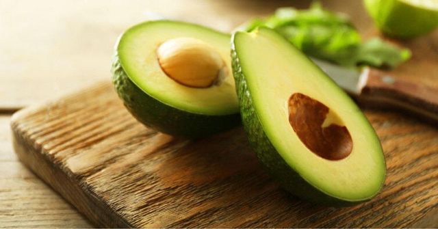 AVOCADO Fresh Fruit Hass Avocados for Sale Rich Green Premium Tropical Peru Box Style Caliber Packing - Image 3