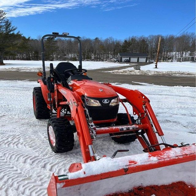 Best Price Used Kubota B2601 4x4 Agriculture Mini Garden Tractors Fast Delivery In Stock - Image 3