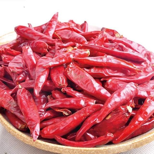 Red Chili Pepper Crushed Paprika in Powder - Image 4