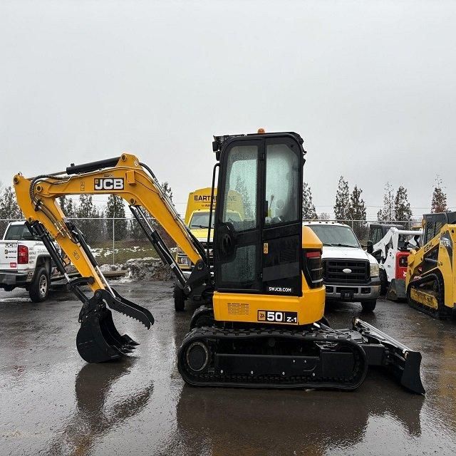 High Performance Mini Excavator 3.5 Ton Construction Digger Fuel Saving Engine Strong Undercarriage Wholesale Price - Image 4