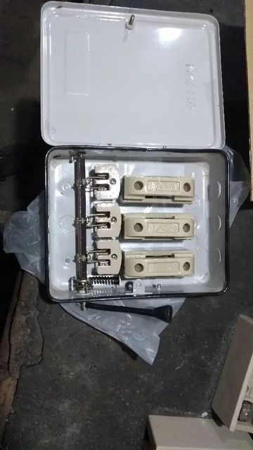 Sheet Metal Switch Fuse Units, For Motor Material Sheet Metal Usage/Application - Image 1