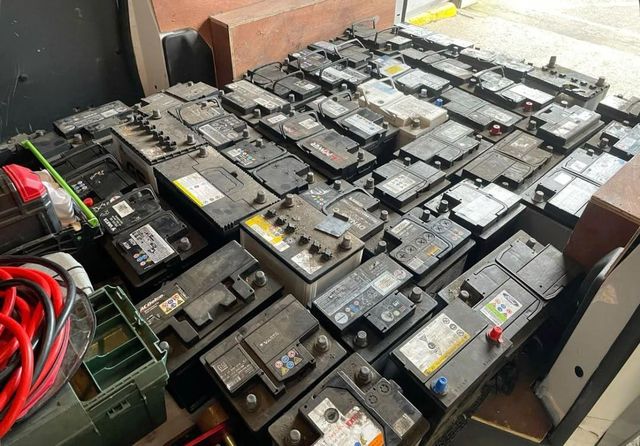 Wholesale Supplier of Drained Lead Acid Car Battery Scrap / Drained Lead Car Battery Scrap - Image 3