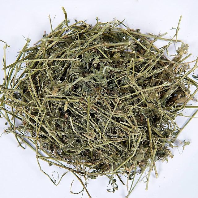 Nutrient Rich Alfalfa Hay For Animal Feeding Delivering Balanced Protein Fiber And Energy Content - Image 3