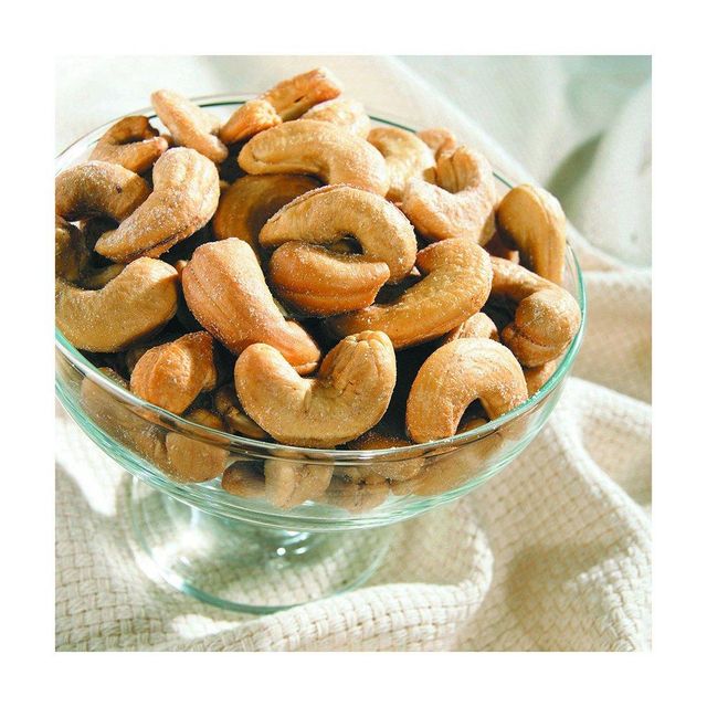 Fast delivery cashew nuts prepared for volume buyers and wide distribution - Image 2