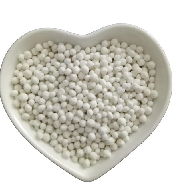 Premium Water Soluble Fertilizer NPK 20-20-20 For Agriculture Crop Yield Booster Leaf Growth Plant Nutrition Instant Absorptions - Image 3